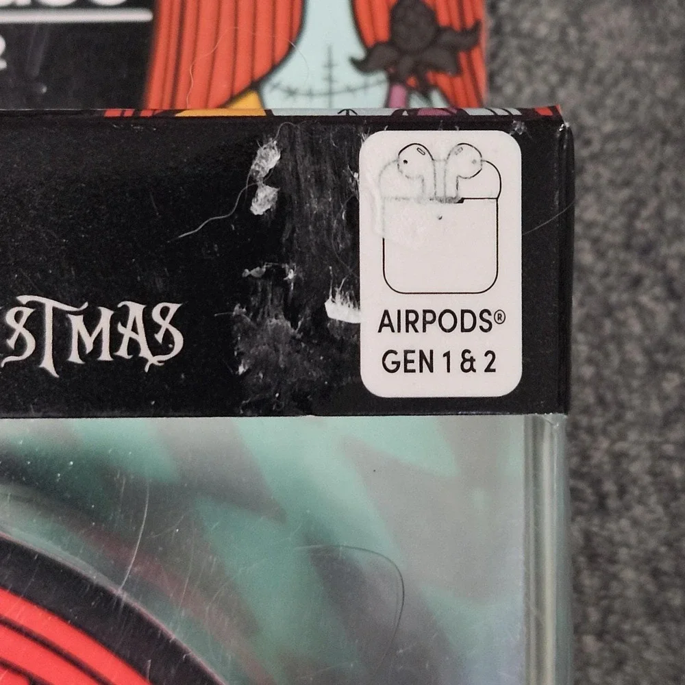 The Nightmare‎ Before Christmas Sally Airpods Case Generation 1&2 NEW!!